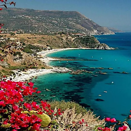 Il Giardino - Peaceful Atmosphere And Free Parking - Apartment *