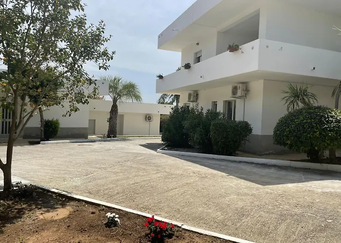 Il Giardino - Peaceful Atmosphere And Free Parking - דירה *